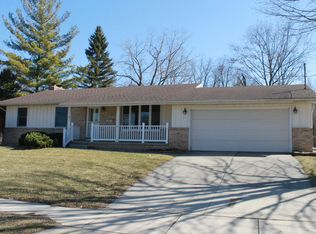2731 Tecumseh River Rd, Lansing, MI 48906