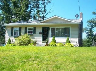 2 Pitcairn Ave, Leicester, MA 01524
