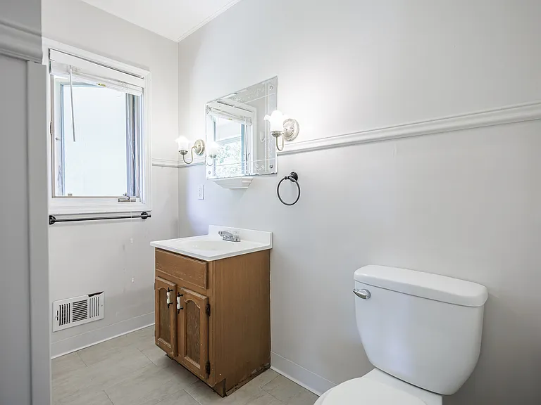 26 Clearview Ave — Photo 10