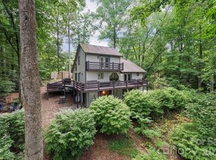232 Ladson Spring Trl, Mills River, NC 28759