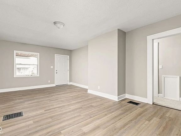 5th image of 2921 Brookside Ave