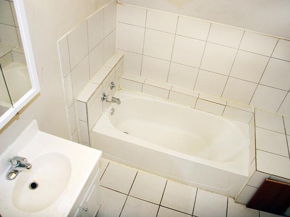 2nd image of 781 Magnolia Ave E #2