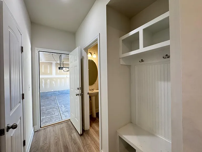 229 Karlov Rd — Photo 24