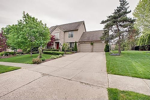1st image of 48745 Pinehill Dr
