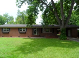 209 N 6th St, Vienna, GA 31092