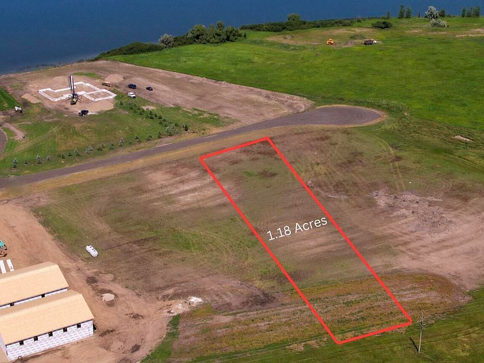 1st image of 210 Lakeside Dr