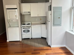 154 N 21st St APT 2B, Philadelphia, PA 19103