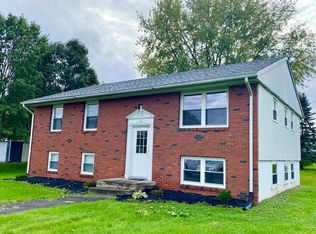 22 3rd St, Mansfield, PA 16933