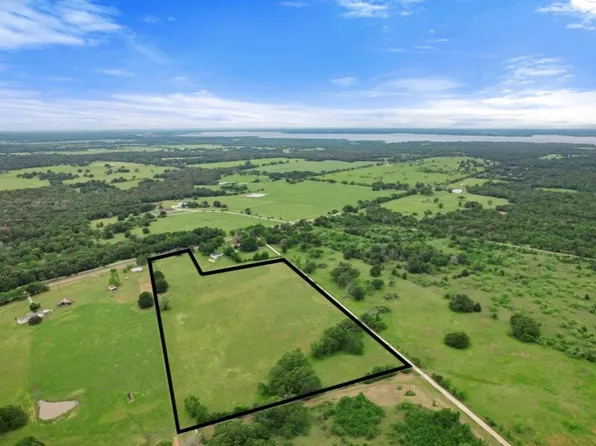 528 Fm 3059, Streetman, TX 75859