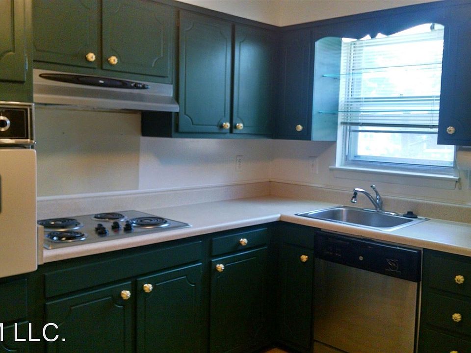 2nd image of 1201 Bailey Cove Cir SE APT A