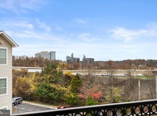 Gates Of Mclean Condo, Mc Lean, VA 22102