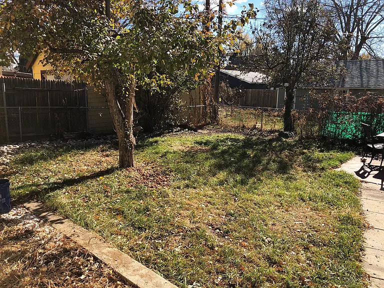 807 E Saint Vrain St — Photo 5