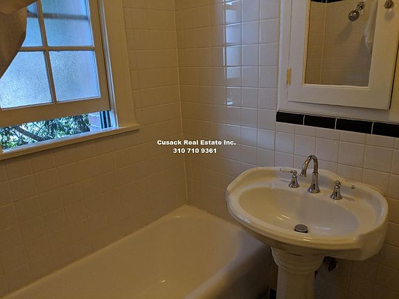 3rd image of 649 N Rossmore Ave APT 103