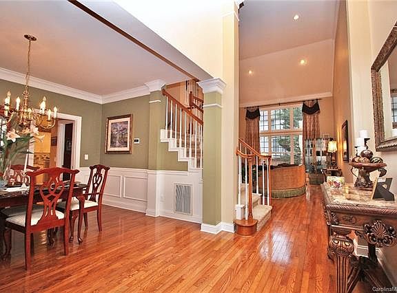 4th image of 4617 Esherwood Ln