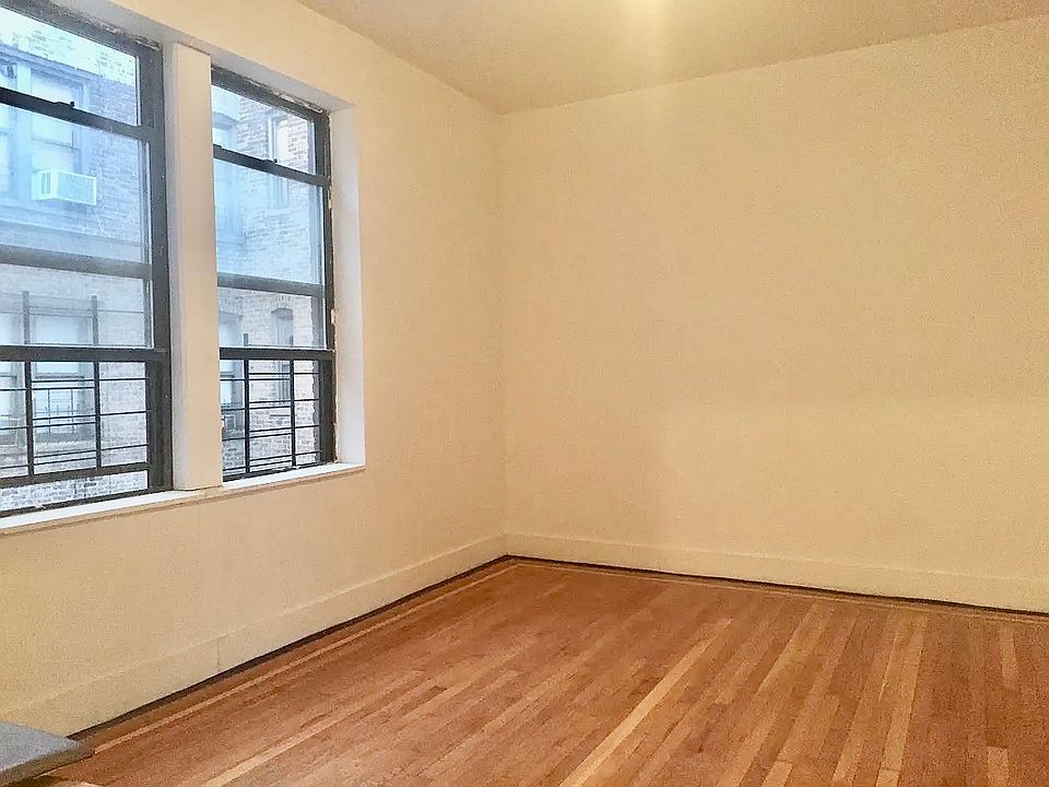 2nd image of 362 Wadsworth Ave #22E