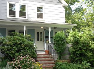 26 Fairfield St #A, Maynard, MA 01754