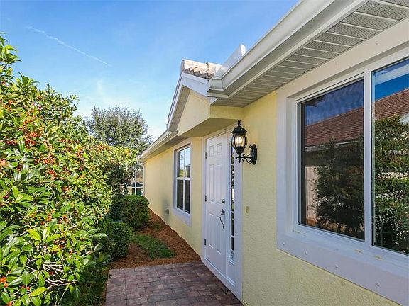 3rd image of 5926 Guarino Dr