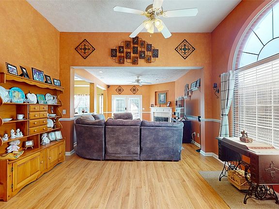4th image of 9673 Greythorne Way