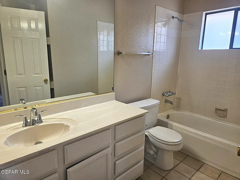 1120 Coyote Ln — Photo 16