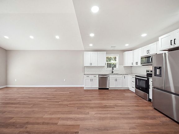 5th image of 42 Peniel Rd