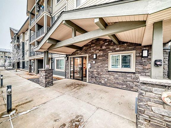 2nd image of 181 Skyview Ranch Mnr N #3302