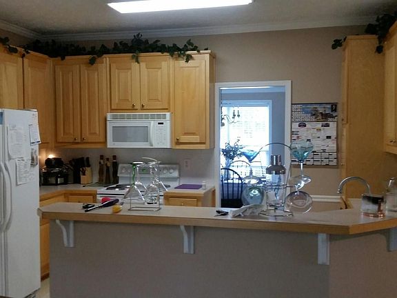 5th image of 2680 Lake Commons Ct
