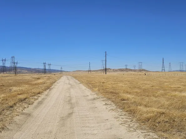 Avenue F8/115th St W, Lancaster, CA 93536