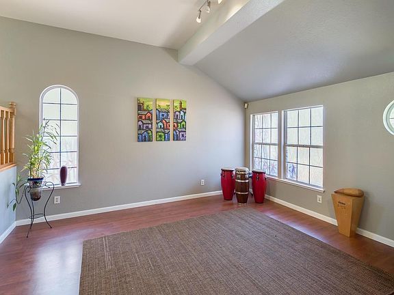 5th image of 9150 Tullamore Ct