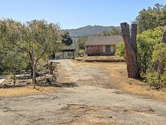 4th image of 379 Corral De Tierra Rd