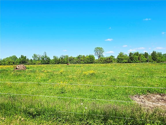 4th image of Maple Rd Lot 30