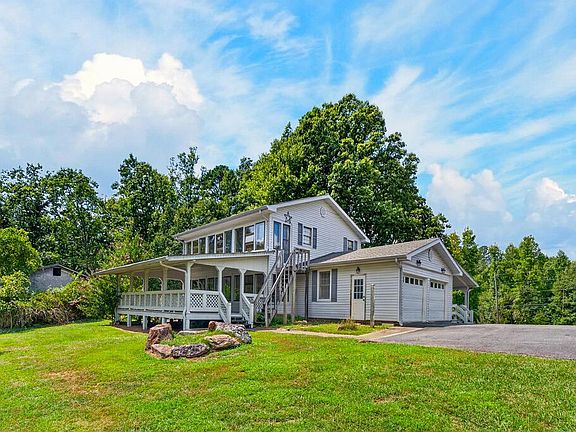 4th image of 1538 Greenfield Rd