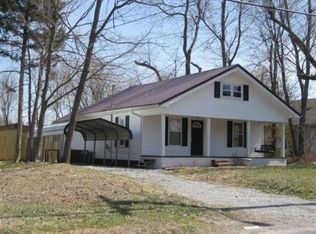 818 Grapevine Rd, Madisonville, KY 42431
