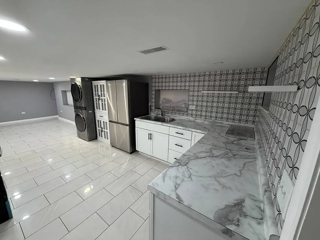 1 bed, 957 sqft, $1,500 — Photo 2