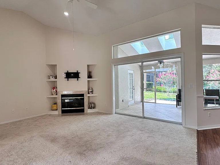 7468 Aprelle Dr — Photo 27