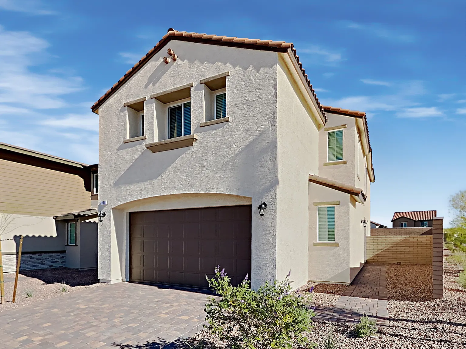 4 bed, 3.0 bath, 2211 sqft, $2,470 — Photo 1