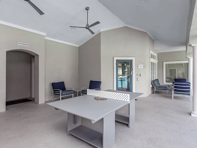 Registry at Windsor Parke — Photo 10