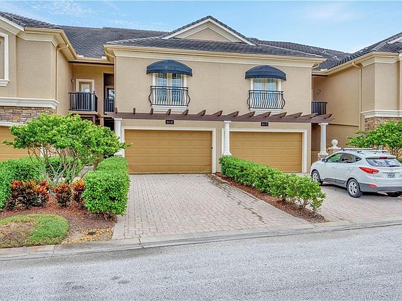 2nd image of 619 Saxony Blvd