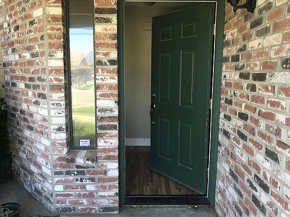 3rd image of 660 Germaine Dr