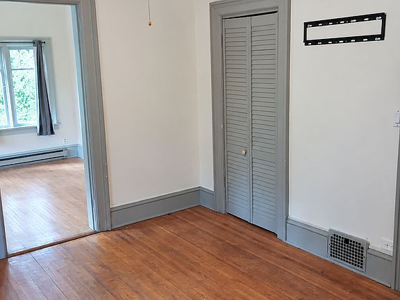 5th image of 303 S 3rd St #2A