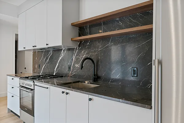 Rented by Nooklyn NYC LLC | media 32