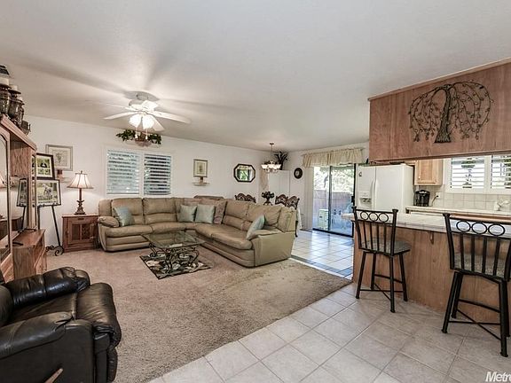 4th image of 4826 Hillbrook Ct