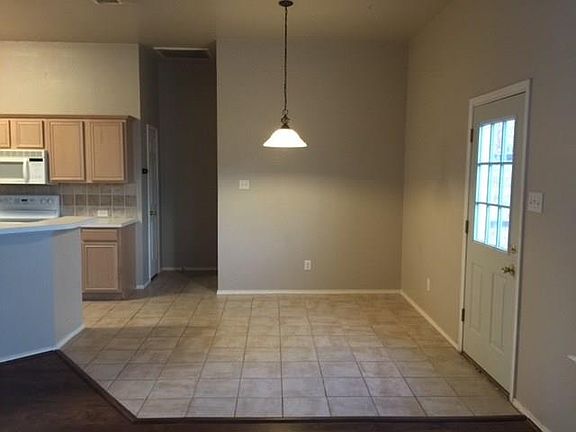 5th image of 6000 Blue Spruce Ln