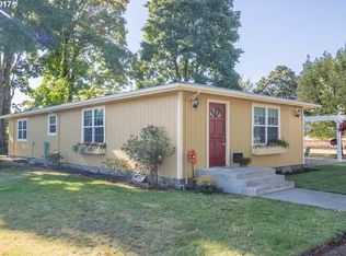 39681 Mertz Dr, Stayton, OR 97383