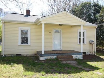 902 1st St, Kings Mountain, NC, 28086