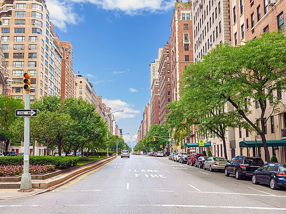 5th image of 25 E 67th St APT 11D