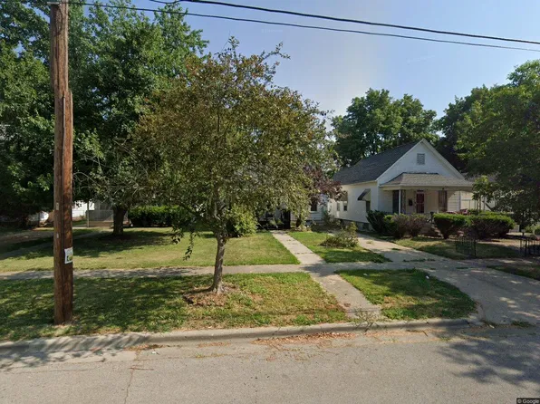 611 Eastman Ave, Springfield, IL 62702