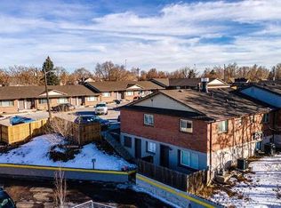 Courtyard, Denver, CO 80204