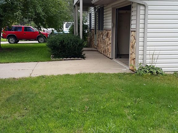 3rd image of 520 S Belmont Ave