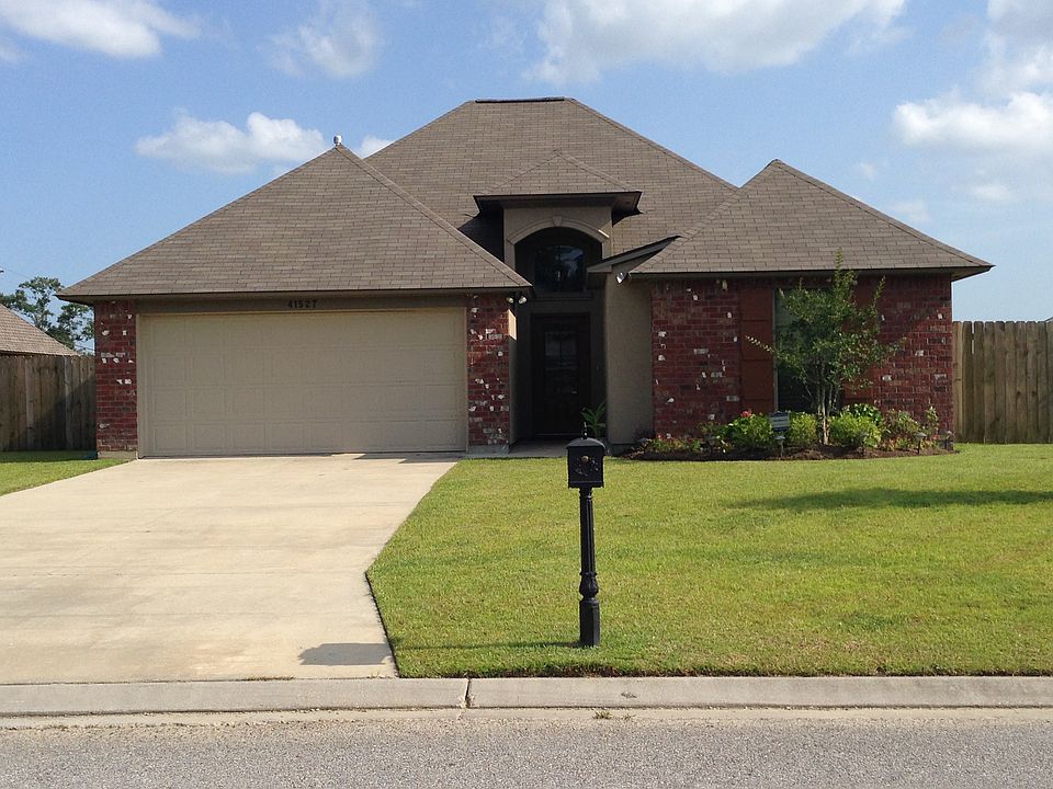 1st image of 41527 Hearthstone Ave