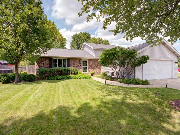 1116 Home Ct, Shorewood, IL 60404